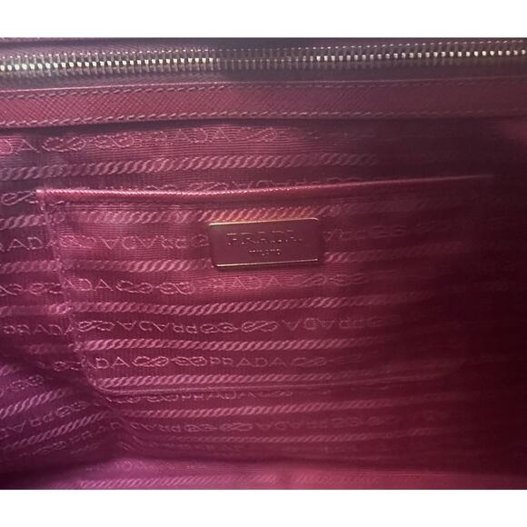 Authentic Prada Saffiano Red Leather Large Tote with Dust Bag - Picture 10 of 15